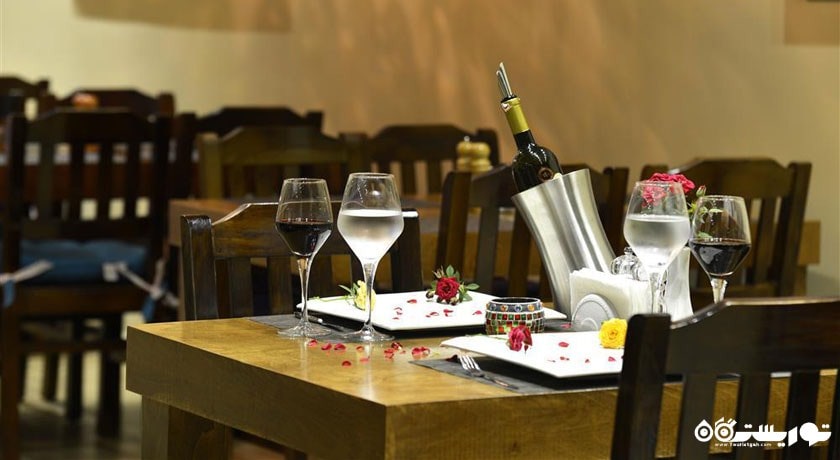 میز رستوران هتل هادرین گیت